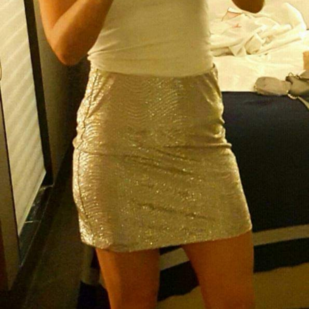 BCBG mini skirt